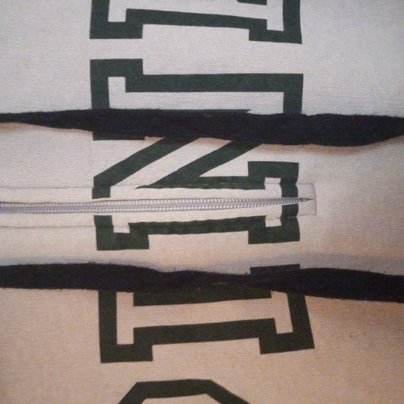 Pink hoodie size medium - Picture 2 of 4